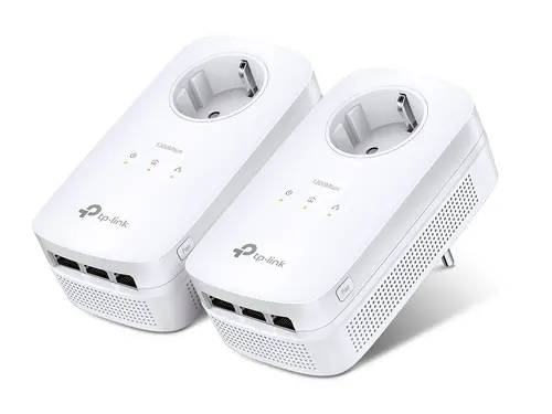 Адаптер за мрежа TP-LINK TL-PA8030P KIT, AV1300, 3x GbE порта, AC гнездо, компл.