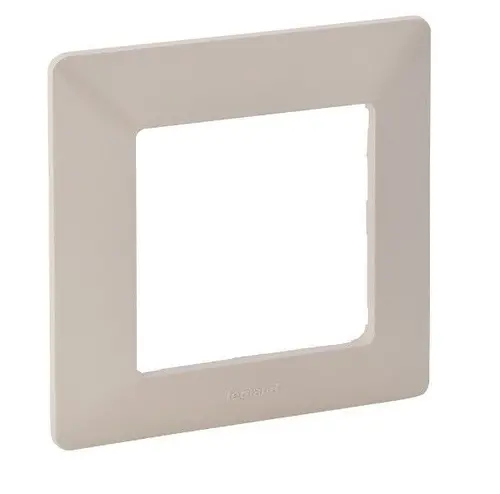 ЕДИНИЧНА РАМКА VALENA LIFE LEGRAND - КРЕМ